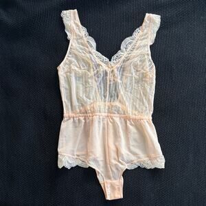 Vintage Lace Romper Lace Onepiece Dainty Coquette Romantic Size‎ Small - Medium